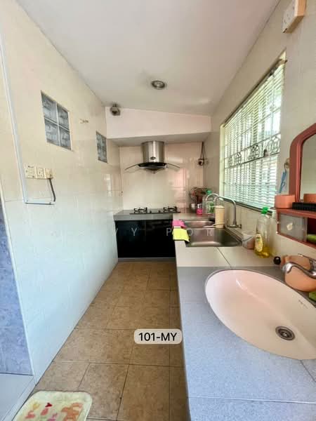 Rumah Teres 1 Tingkat untuk Disewa di Port Klang (Pelabuhan Klang) (Selangor) - Ivy Por - Kitchen - PropertyGuru.com.my