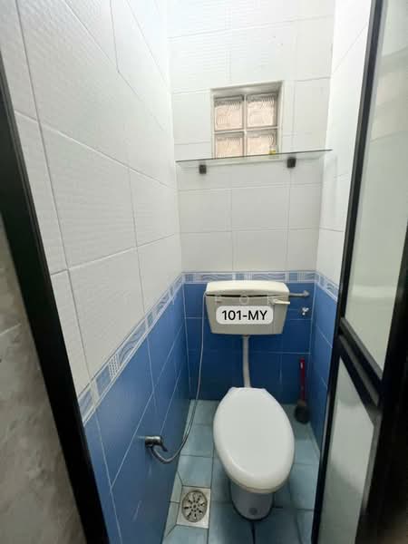 Rumah Teres 1 Tingkat untuk Disewa di Port Klang (Pelabuhan Klang) (Selangor) - Ivy Por - Bathroom - PropertyGuru.com.my
