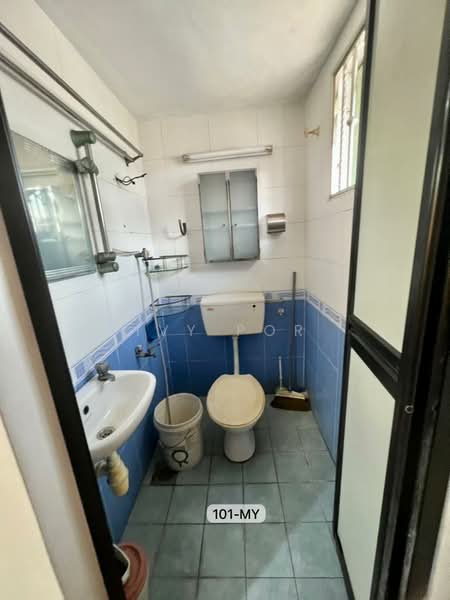 Rumah Teres 1 Tingkat untuk Disewa di Port Klang (Pelabuhan Klang) (Selangor) - Ivy Por - Bathroom - PropertyGuru.com.my