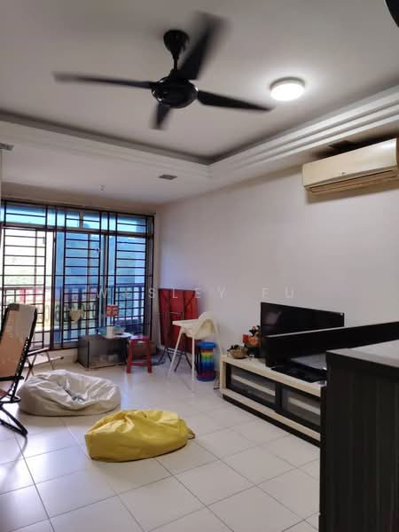 Condominium for Sale at Villa Park - Wesley Fu - Living Room - PropertyGuru.com.my
