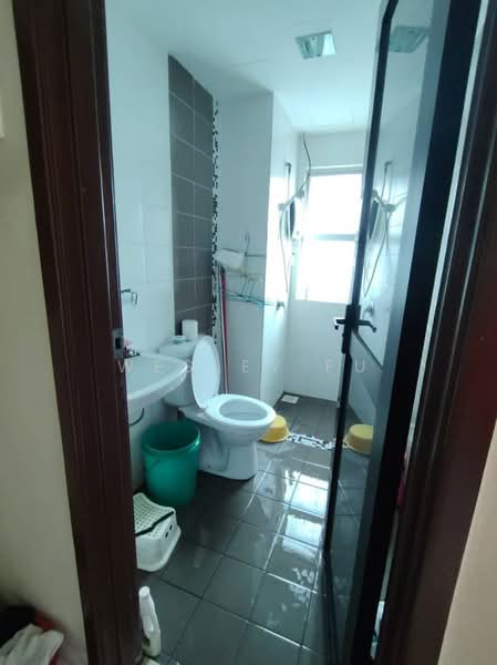 Condominium for Sale at Villa Park - Wesley Fu - Bathroom - PropertyGuru.com.my