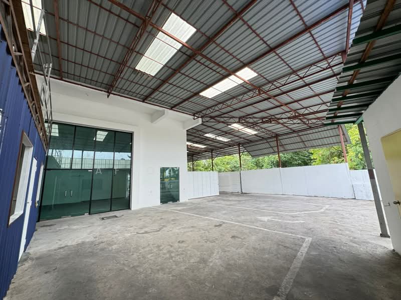 Semi-D Factory for Rent in Bukit Kemuning (Shah Alam) - Afiqah zaidi - Exterior - PropertyGuru.com.my