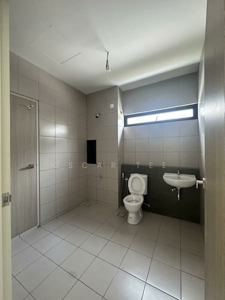 2-storey Terraced House for Sale in Bandar Bukit Raja (Klang) - Oscar Tee - Bathroom - PropertyGuru.com.my