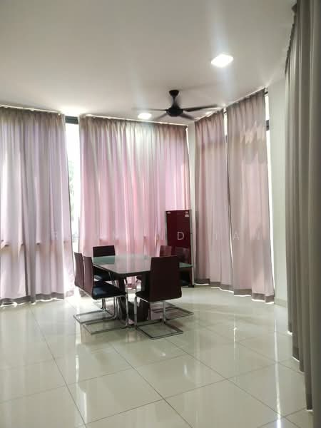 4-storey Terraced House for Rent in PJU 8, Damansara Perdana (Petaling Jaya) - Raymond Tan - Dining Room - PropertyGuru.com.my
