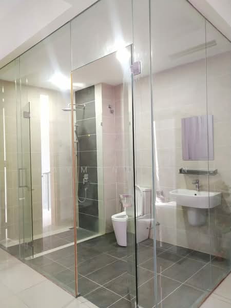 4-storey Terraced House for Rent in PJU 8, Damansara Perdana (Petaling Jaya) - Raymond Tan - Bathroom - PropertyGuru.com.my