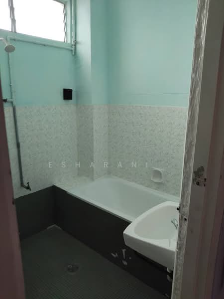 2-storey Terraced House for Sale in Taman Alam Jaya (Cheras) - Esharani . - Bathroom - PropertyGuru.com.my
