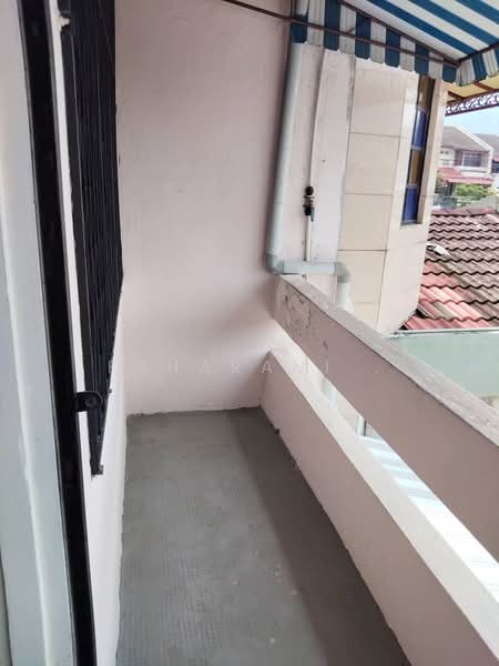 2-storey Terraced House for Sale in Taman Alam Jaya (Cheras) - Esharani . - Balcony - PropertyGuru.com.my