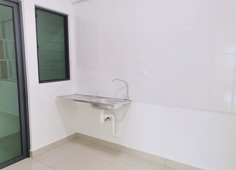 Kondominium untuk Dijual di One Foresta - Cris Ng - Kitchen - PropertyGuru.com.my