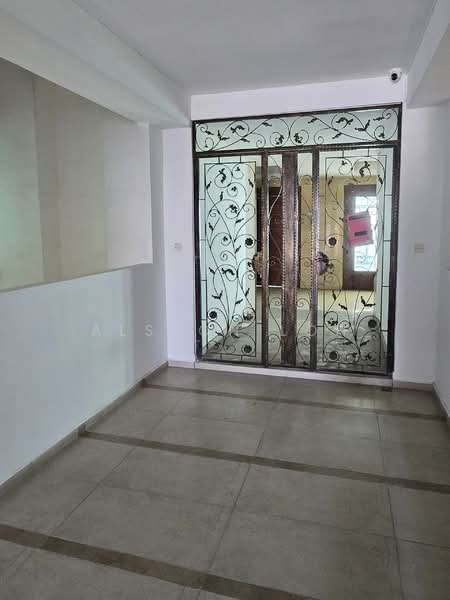 Condominium for Sale at H Residence (One Ritz Residence / Kelawai View) - Alston Loh - Entrance - PropertyGuru.com.my