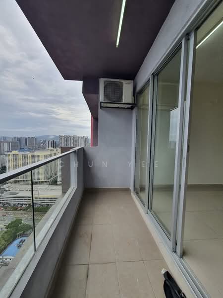 Servis Apartment untuk Dijual di Platinum Lake PV 21 - Chun Yee - Balcony - PropertyGuru.com.my