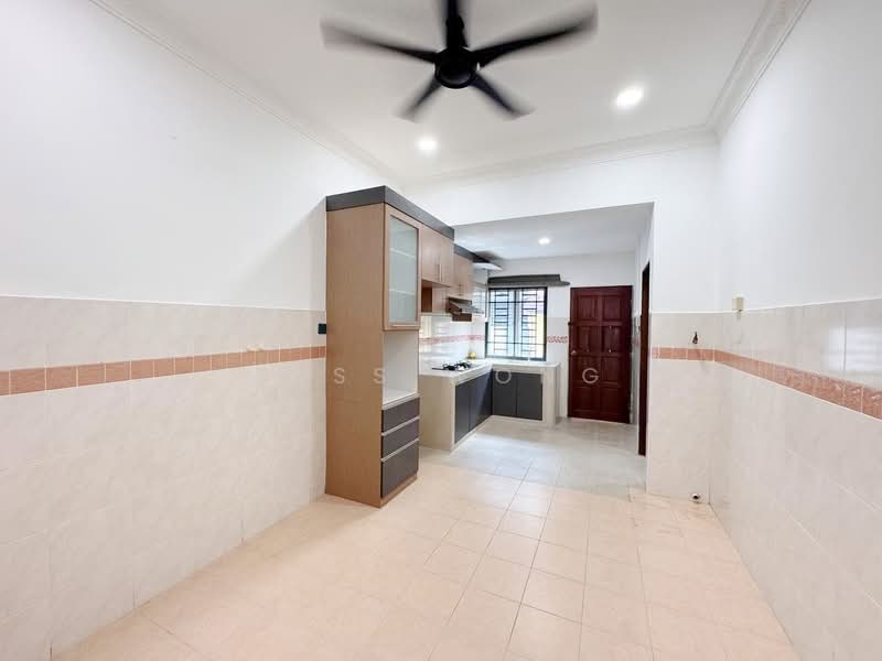 2-storey Terraced House for Sale in Taman JP Perdana (Johor Bahru) - Bess Wong - Kitchen - PropertyGuru.com.my