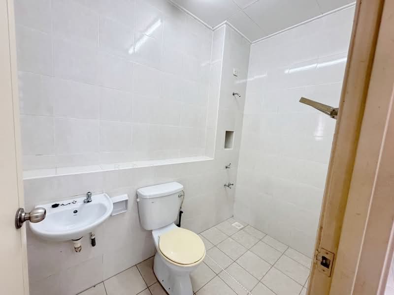 2-storey Terraced House for Sale in Taman JP Perdana (Johor Bahru) - Bess Wong - Bathroom - PropertyGuru.com.my