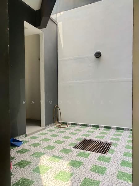 Rumah Teres 4 Tingkat untuk Disewa di Damansara Perdana (Selangor) - Raymond Tan - Exterior - PropertyGuru.com.my