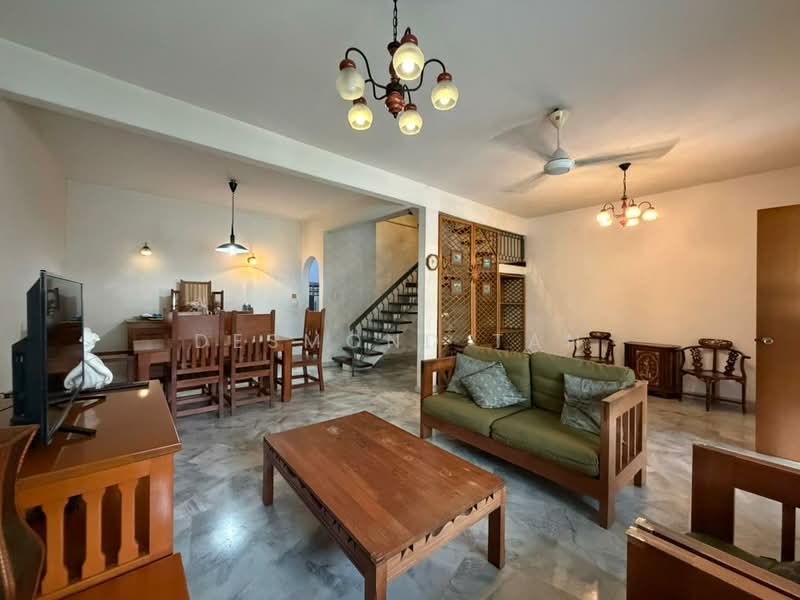 2-storey Terraced House for Sale in SS 21, Damansara Utama (Petaling Jaya) - Desmond Tan - Living Room - PropertyGuru.com.my