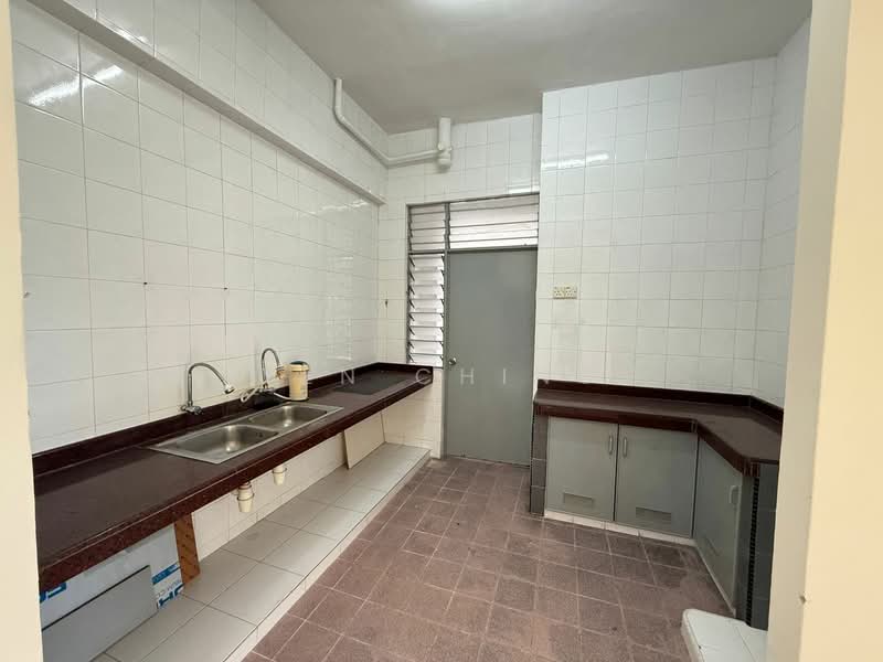 Kondominium untuk Disewa di Casa Mila Victoria - Yen Ching - Kitchen - PropertyGuru.com.my
