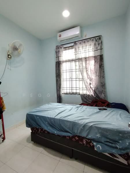 1-storey Terraced House for Sale in Taman Kempas Indah (Tebrau) - Peggie Chua - Bedroom - PropertyGuru.com.my