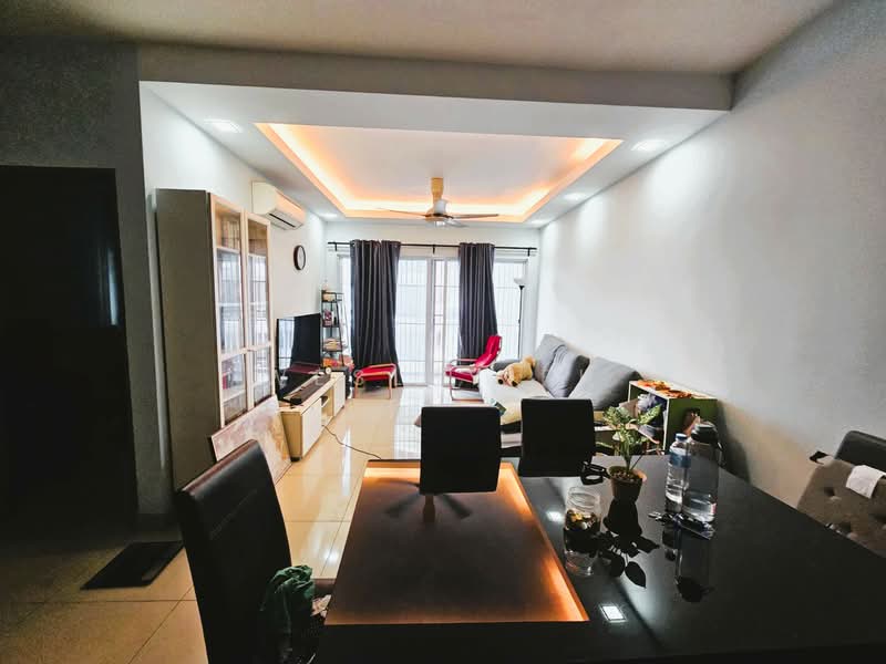 Kondominium untuk Dijual di Koi Prima Condominium - Wesley Fu - Living Room - PropertyGuru.com.my