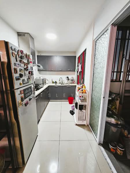 Kondominium untuk Dijual di Koi Prima Condominium - Wesley Fu - Kitchen - PropertyGuru.com.my