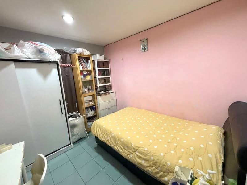 Rumah Teres 2.5 Tingkat untuk Dijual di Taman Cahaya (Ampang) - Shaziery Iskandar - Bedroom - PropertyGuru.com.my