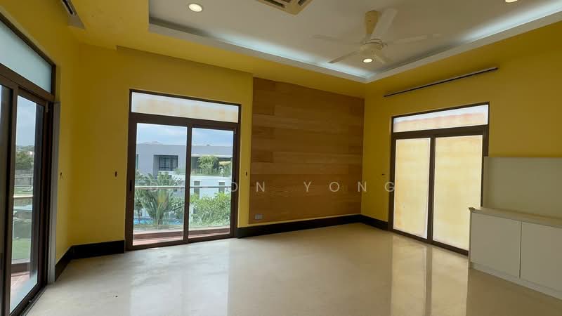 Rumah Banglo untuk Dijual di Seri Kembangan (Selangor) - Dyron Yong - Living Room - PropertyGuru.com.my