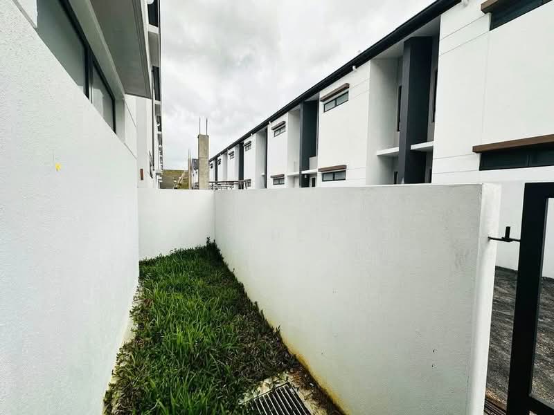 2-storey Terraced House for Sale in Kota Emerald (Rawang) - Ivy Heng - Exterior - PropertyGuru.com.my