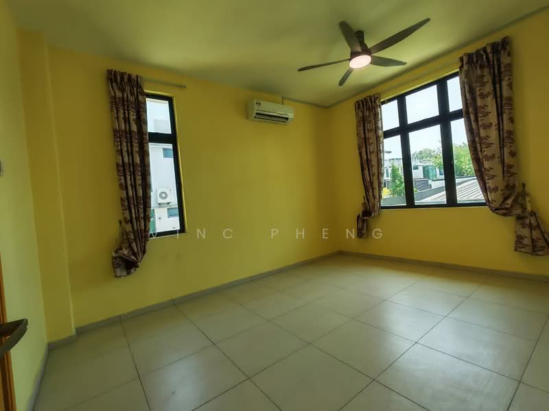 Bungalow for Sale in Taman Vista Kirana (Bukit Katil) - Vinc Pheng - Interior - PropertyGuru.com.my