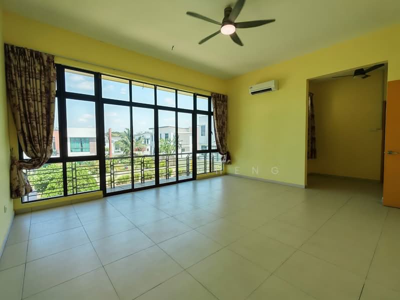 Bungalow for Sale in Taman Vista Kirana (Bukit Katil) - Vinc Pheng - Living Room - PropertyGuru.com.my