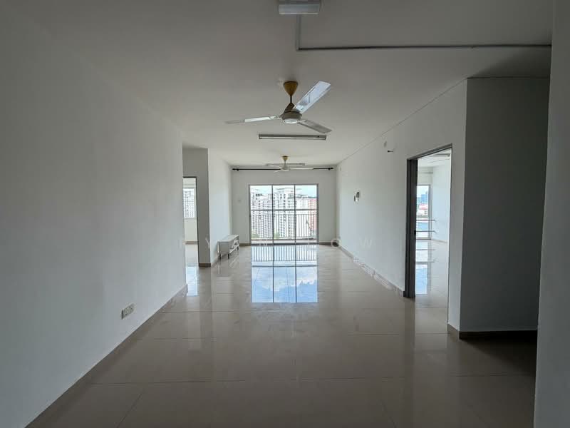 Kondominium untuk Dijual di Astana Lumayan - Ryan Low - Living Room - PropertyGuru.com.my