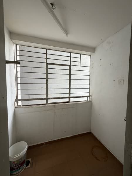 Kondominium untuk Dijual di Astana Lumayan - Ryan Low - Interior - PropertyGuru.com.my