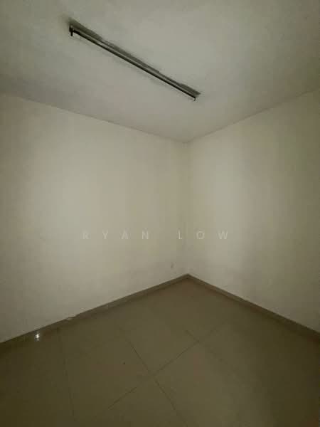 Kondominium untuk Dijual di Astana Lumayan - Ryan Low - Interior - PropertyGuru.com.my