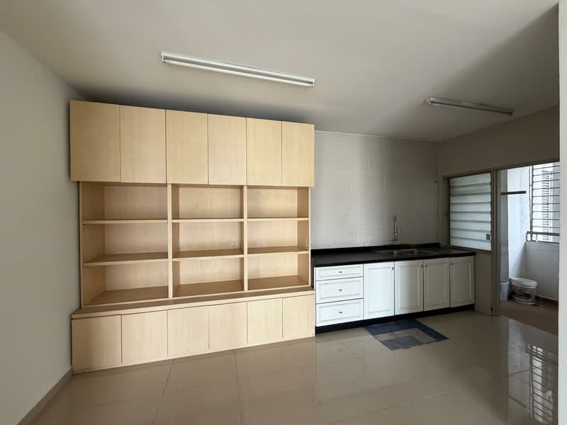 Kondominium untuk Dijual di Astana Lumayan - Ryan Low - Kitchen - PropertyGuru.com.my