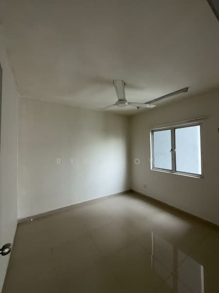 Kondominium untuk Dijual di Astana Lumayan - Ryan Low - Interior - PropertyGuru.com.my