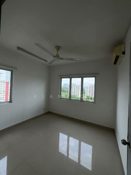 Kondominium untuk Dijual di Astana Lumayan - Ryan Low - Interior - PropertyGuru.com.my