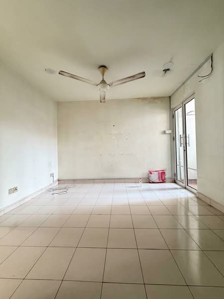 3-storey Terraced House for Rent in Laman Rimbunan (Kepong) - Alicia Soo - Living Room - PropertyGuru.com.my