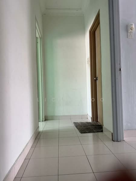3-storey Terraced House for Rent in Laman Rimbunan (Kepong) - Alicia Soo - Corridor - PropertyGuru.com.my