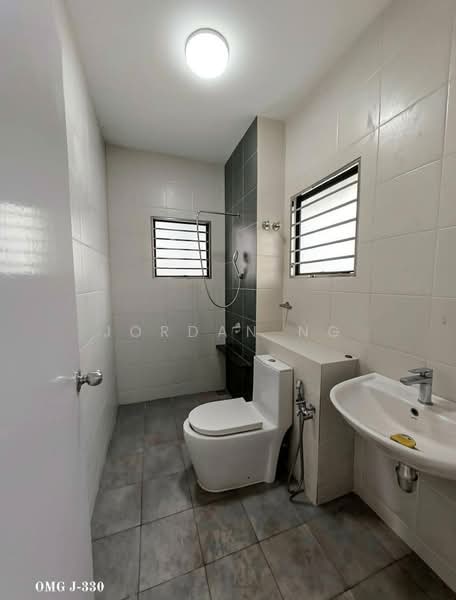 2-storey Terraced House for Sale in Setia Utama (Setia Alam) - Jordan Ng - Bathroom - PropertyGuru.com.my