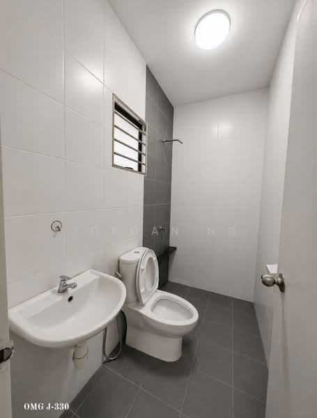 2-storey Terraced House for Sale in Setia Utama (Setia Alam) - Jordan Ng - Bathroom - PropertyGuru.com.my