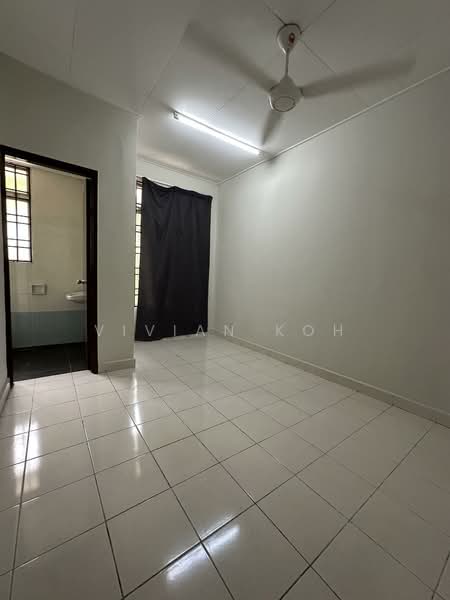 2-storey Terraced House for Rent in Bandar Bukit Tinggi (Klang) - Vivian Koh - PropertyGuru.com.my