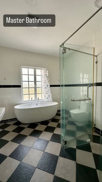 2.5-storey Terraced House for Sale in Setia Eco Glades (Cyberjaya) - Eric Yap - Bathroom - PropertyGuru.com.my