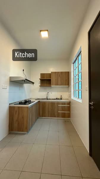 2.5-storey Terraced House for Sale in Setia Eco Glades (Cyberjaya) - Eric Yap - Kitchen - PropertyGuru.com.my