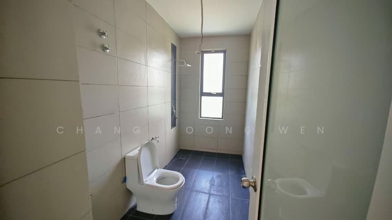 Bungalow House untuk Dijual di Taman Puncak Saujana (Kajang) - Chang Hoong Wen - Bathroom - PropertyGuru.com.my