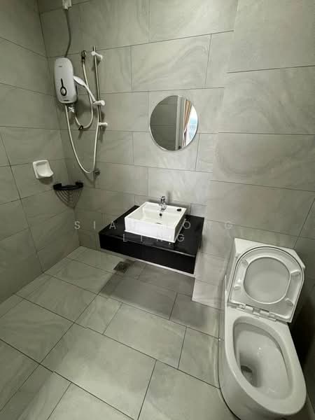 Service Residence for Rent at Sky Trees - Siau Tong Ling - Bathroom - PropertyGuru.com.my