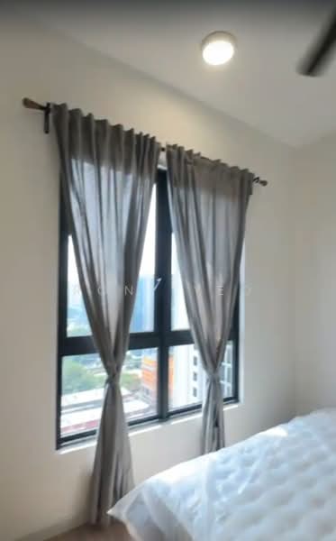 Servis Apartment untuk Disewa di Sunway Belfield - Rony Yeo - Bedroom - PropertyGuru.com.my