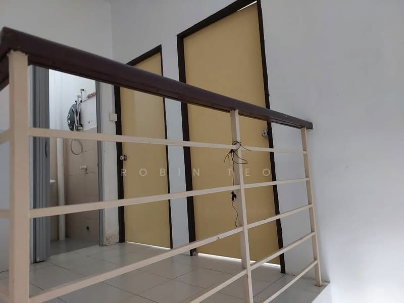 Rumah Teres 2 Tingkat untuk Disewa di Kelapa Sawit (Kulai) - Robin Teo - Bathroom - PropertyGuru.com.my