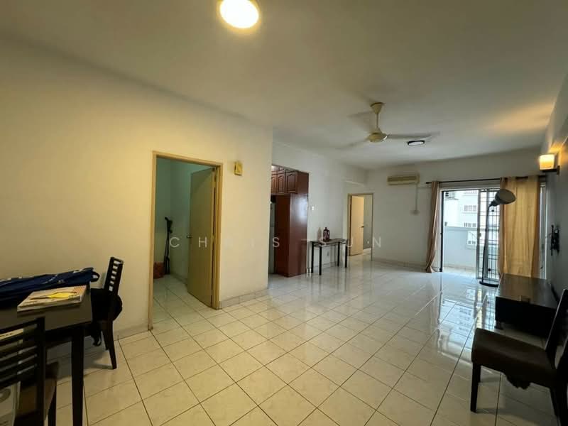 Condominium for Sale at The Pearl (Pearl Point) - Chris Sun - Living Room - PropertyGuru.com.my