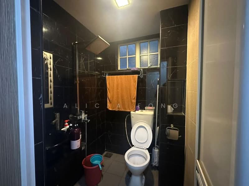 Apartment for Sale at Impian Senibong Residences - Alicia Fong - Bathroom - PropertyGuru.com.my