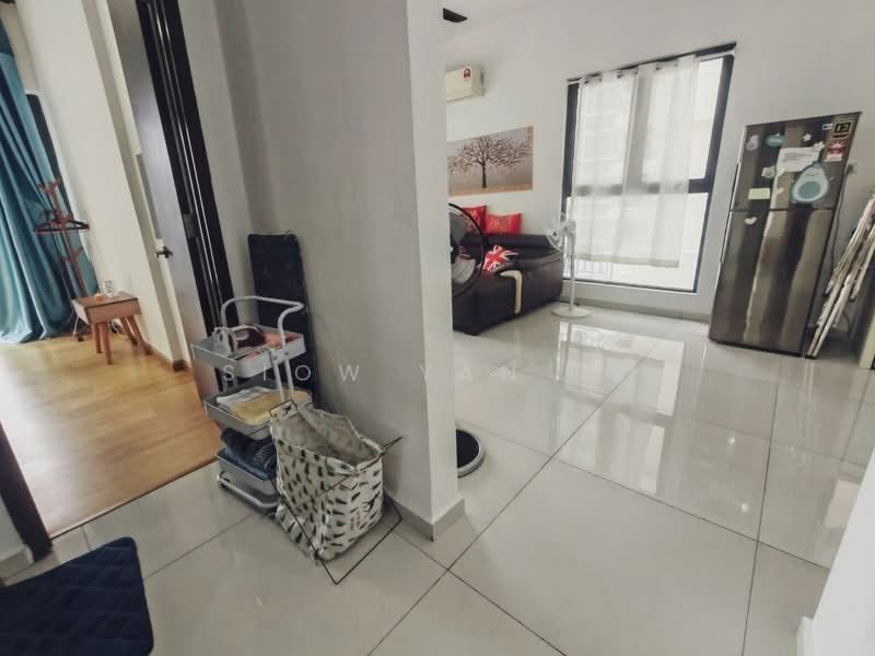 Condominium for Sale at Amberside @ Country Garden Danga Bay - Siow Yan Er - Living Room - PropertyGuru.com.my