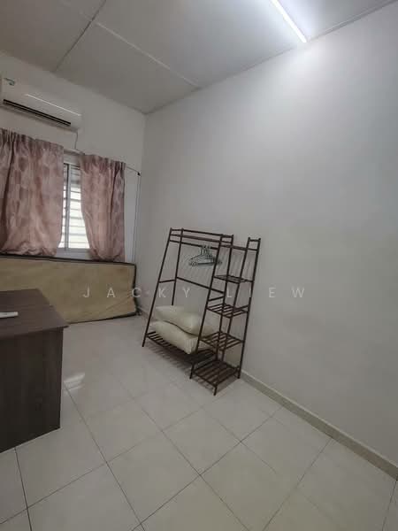 1-storey Terraced House for Rent in Ipoh (Perak) - Jacky Liew - Bedroom - PropertyGuru.com.my