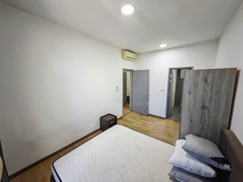 Condominium for Rent at The Gardens Condominium - Zoey Liau - Bedroom - PropertyGuru.com.my