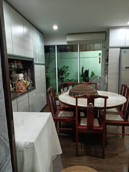 Townhouse for Sale in Jelutong (Penang) - Elynne Leong - Dining Room - PropertyGuru.com.my